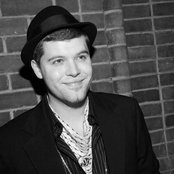 Daniel Merriweather - List pictures