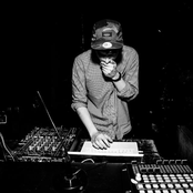 Ryan Hemsworth - List pictures