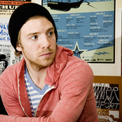 Andrew Belle - List pictures