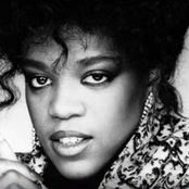 Evelyn Champagne King - List pictures