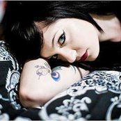 Porcelain And The Tramps - List pictures