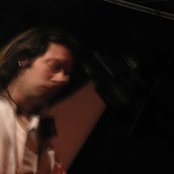 Less - List pictures