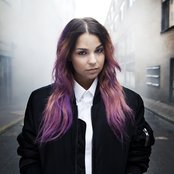 Alina Devecerski - List pictures