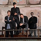 Good The Bad & The Queen - List pictures