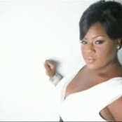 Lakisha Jones - List pictures