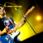 Fito Y Los Fitipaldis - List pictures