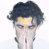 Medium - List pictures