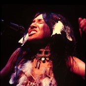 Buffy Sainte-marie - List pictures