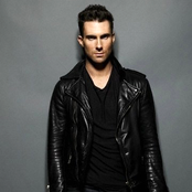 Adam Levine - List pictures