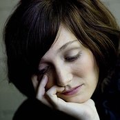 Sarah Blasko - List pictures