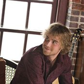 Adam Gregory - List pictures