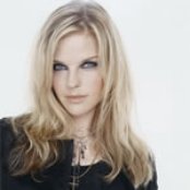 Ana Johnsson - List pictures