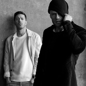 Nik & Jay - List pictures