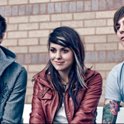 Versaemerge - List pictures