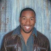 Anthony Evans - List pictures