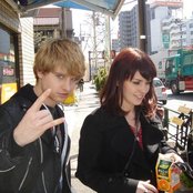 Blood Red Shoes - List pictures