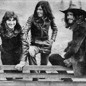 Trapeze - List pictures