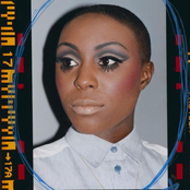 Laura Mvula - List pictures