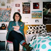 Alex Lahey - List pictures
