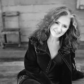 Bonnie Raitt - List pictures