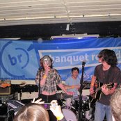 Grouplove - List pictures