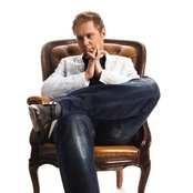 Armin Van Buuren - List pictures