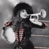 Sirusho - List pictures