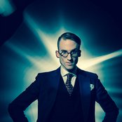 The Correspondents - List pictures