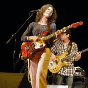 Edie Brickell & The New Bohemians - List pictures