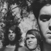 Lauv - List pictures