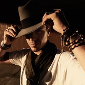 Seven - List pictures