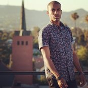 Jarell Perry - List pictures