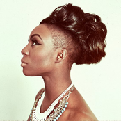 Laura Mvula - List pictures