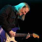 Matt Schofield - List pictures