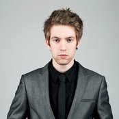 Mike Dignam - List pictures