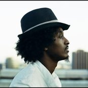 K'naan - List pictures