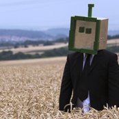 Shit Robot - List pictures