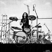 Avery Watts - List pictures