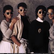 Jacksons - List pictures