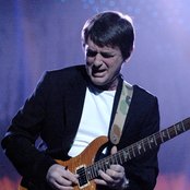 Oldfield Mike - List pictures