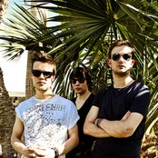 White Lies - List pictures