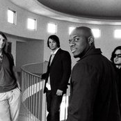 Stars Go Dim - List pictures