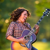 Karla Davis - List pictures