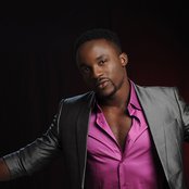 Iyanya - List pictures