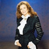 June Carter Cash - List pictures