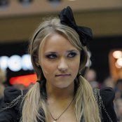 Emily Osment - List pictures