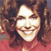 Karen Carpenter - List pictures