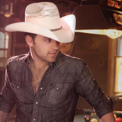 Justin Moore - List pictures