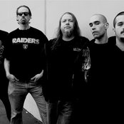 Defiance - List pictures