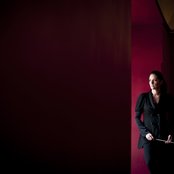 Alondra De La Parra - List pictures